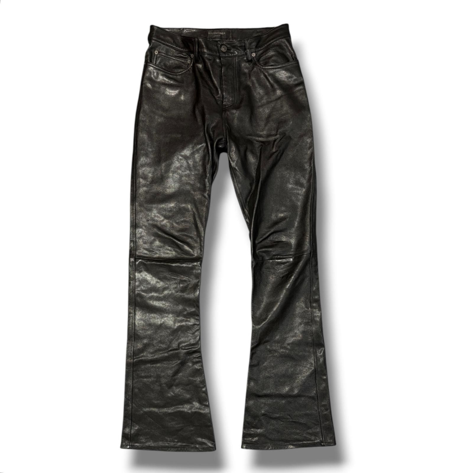 国内正規 BALENCIAGA レザーブーツカットパンツ レザーパンツ バレンシアガ 768691 ブラック L （19930M） 国内正規 BALENCIAGA レザーブーツカットパンツ レザーパンツ