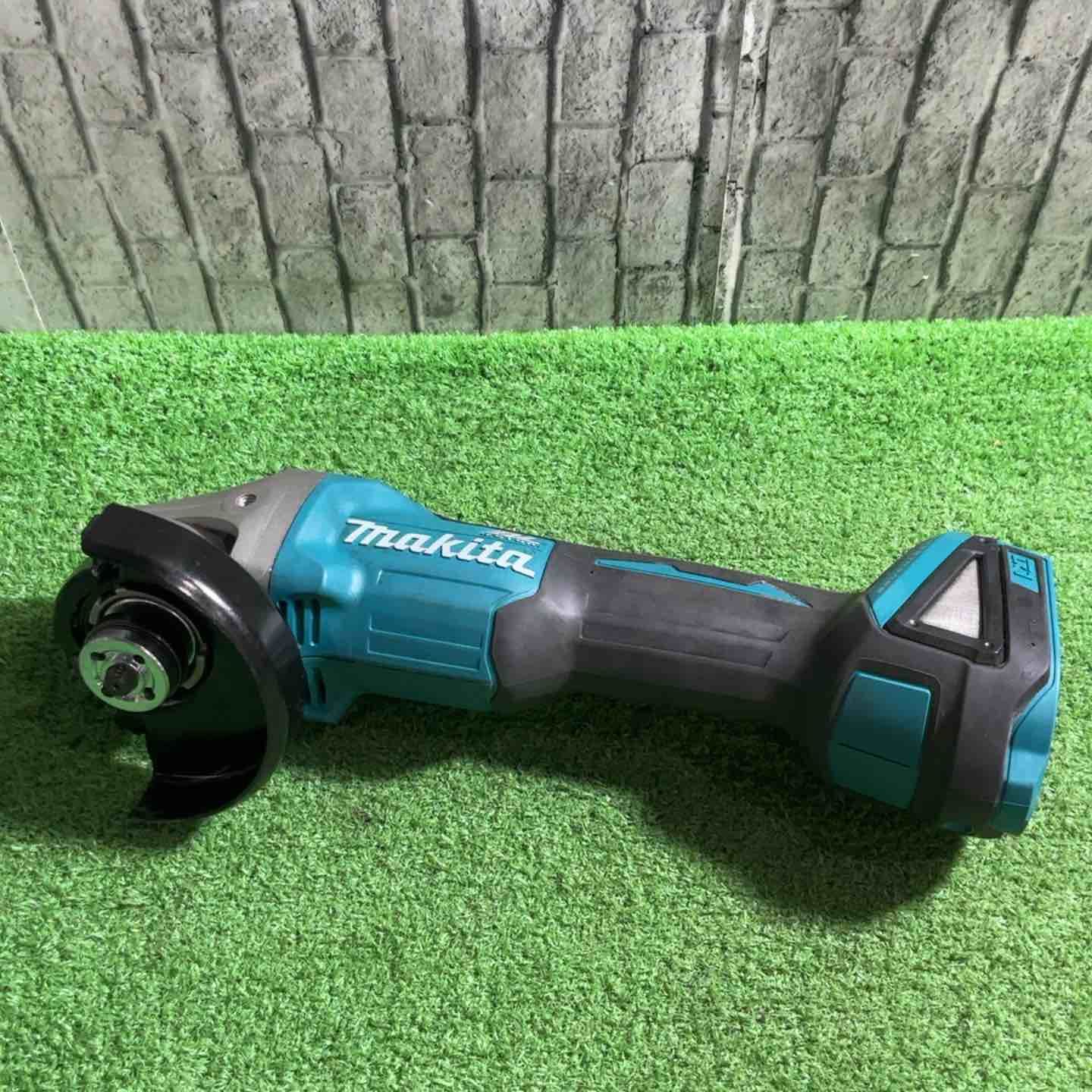 ☆マキタ(makita) 100mmコードレスディスクグラインダ GA404DZN (GA404DN) 動作確認済【川口店】
