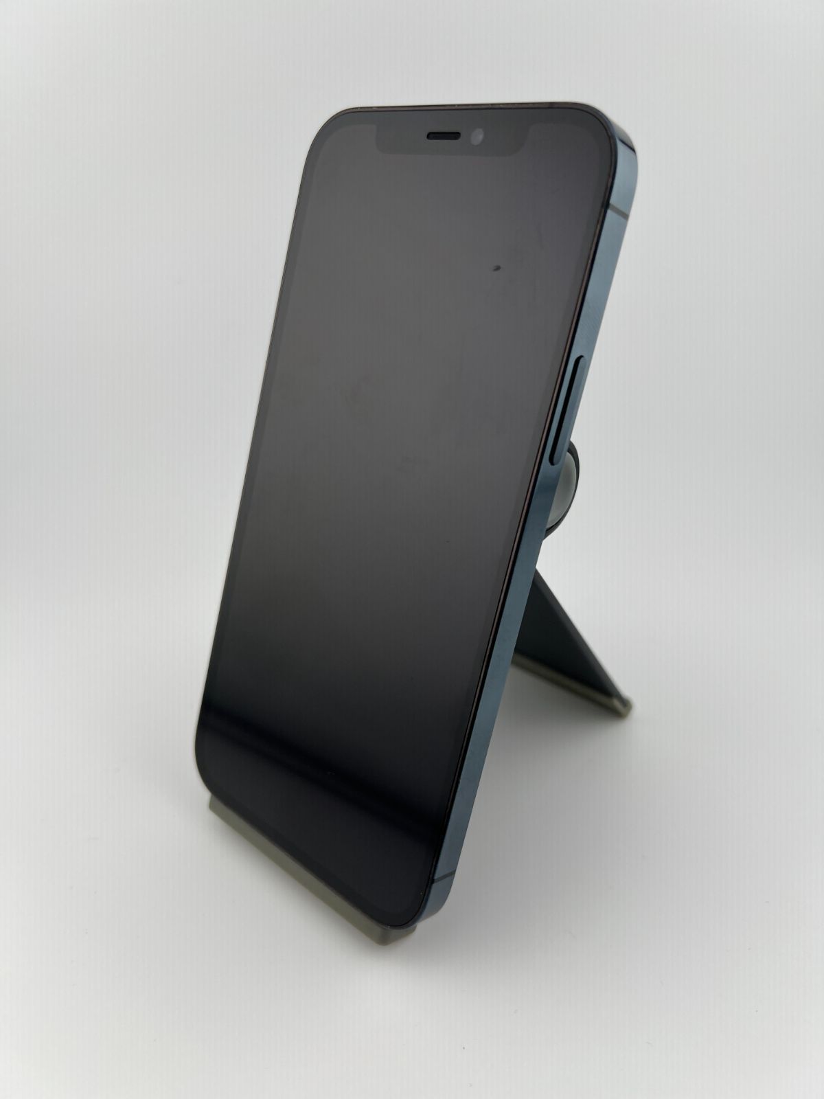 iPhone 12 Pro 256GB パシフィックブルー 中古画面キズ有 - メルカリ