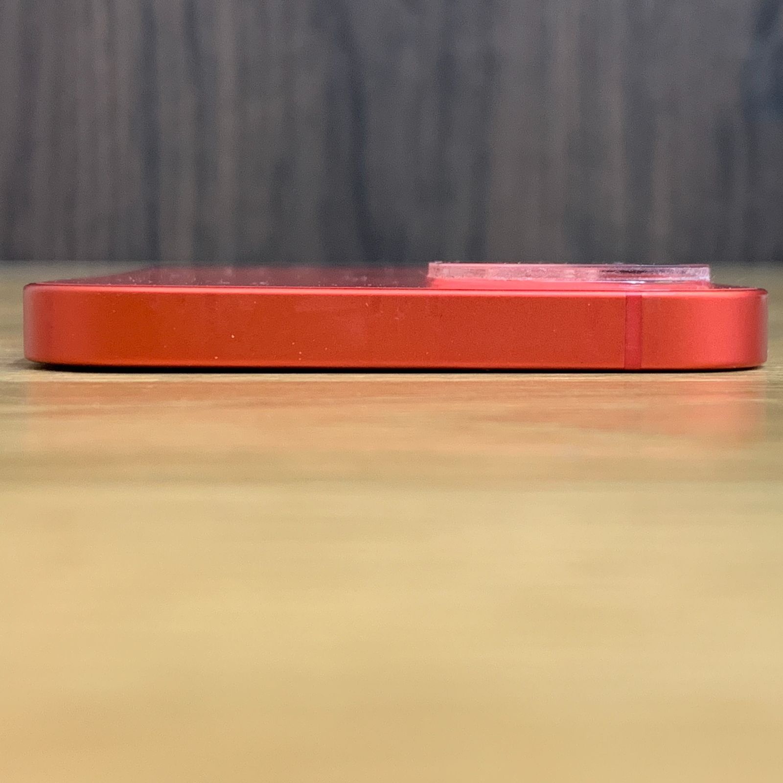 液晶難あり/SIMフリー】iPhone 12 RED 64GB docomo 〇 - メルカリ