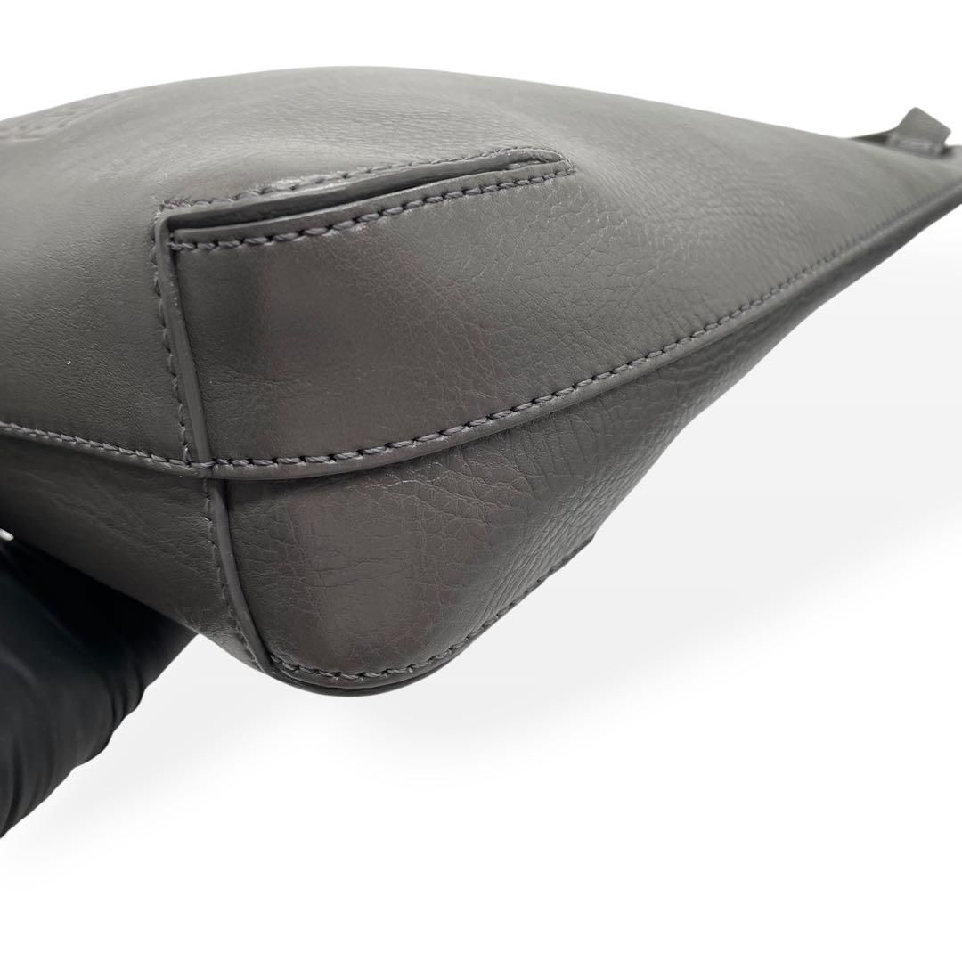 極美品 HIROFU ヒロフ エテルノ レザー ショルダーバッグ グレー シボ 