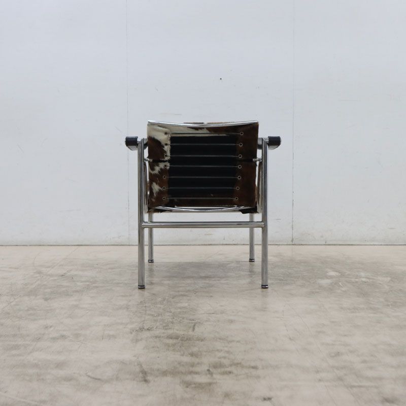 Cassina カッシーナ ルコルビュジェ ハラコ スリングチェア 1脚 Cassina カッシーナ 1 FAUTEUIL DOSSIER BASCULANT スリングチェア LC1