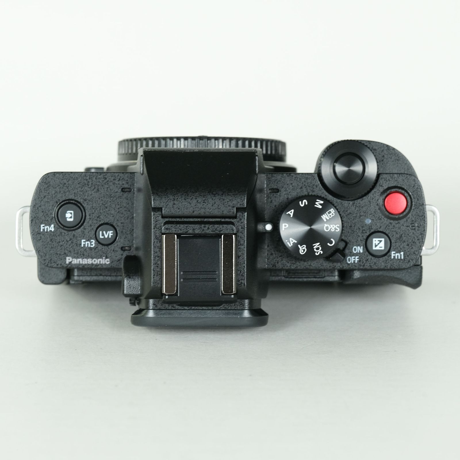 美品 | シャッター数330回] Panasonic LUMIX DC-G100D ボディ