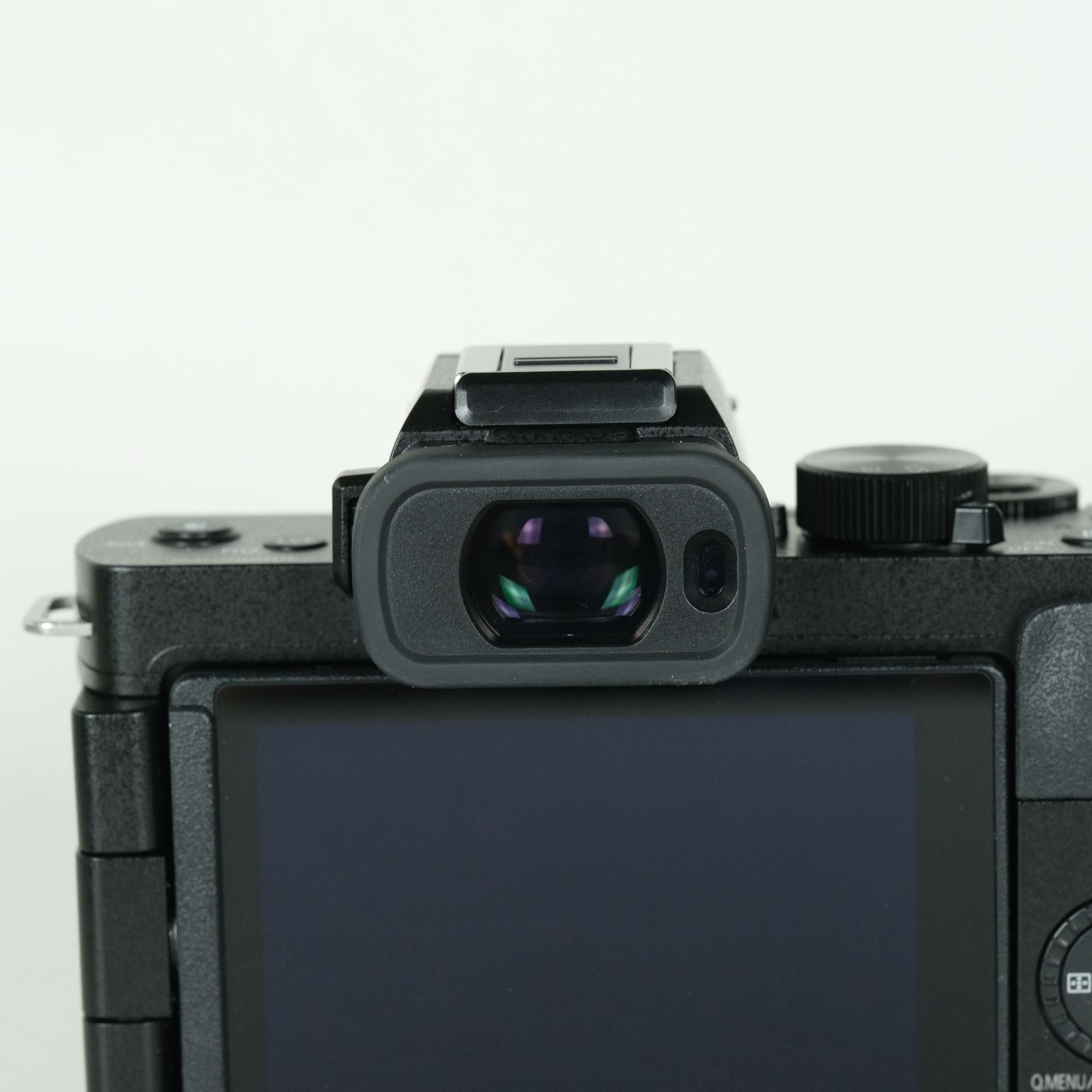 美品 | シャッター数330回] Panasonic LUMIX DC-G100D ボディ