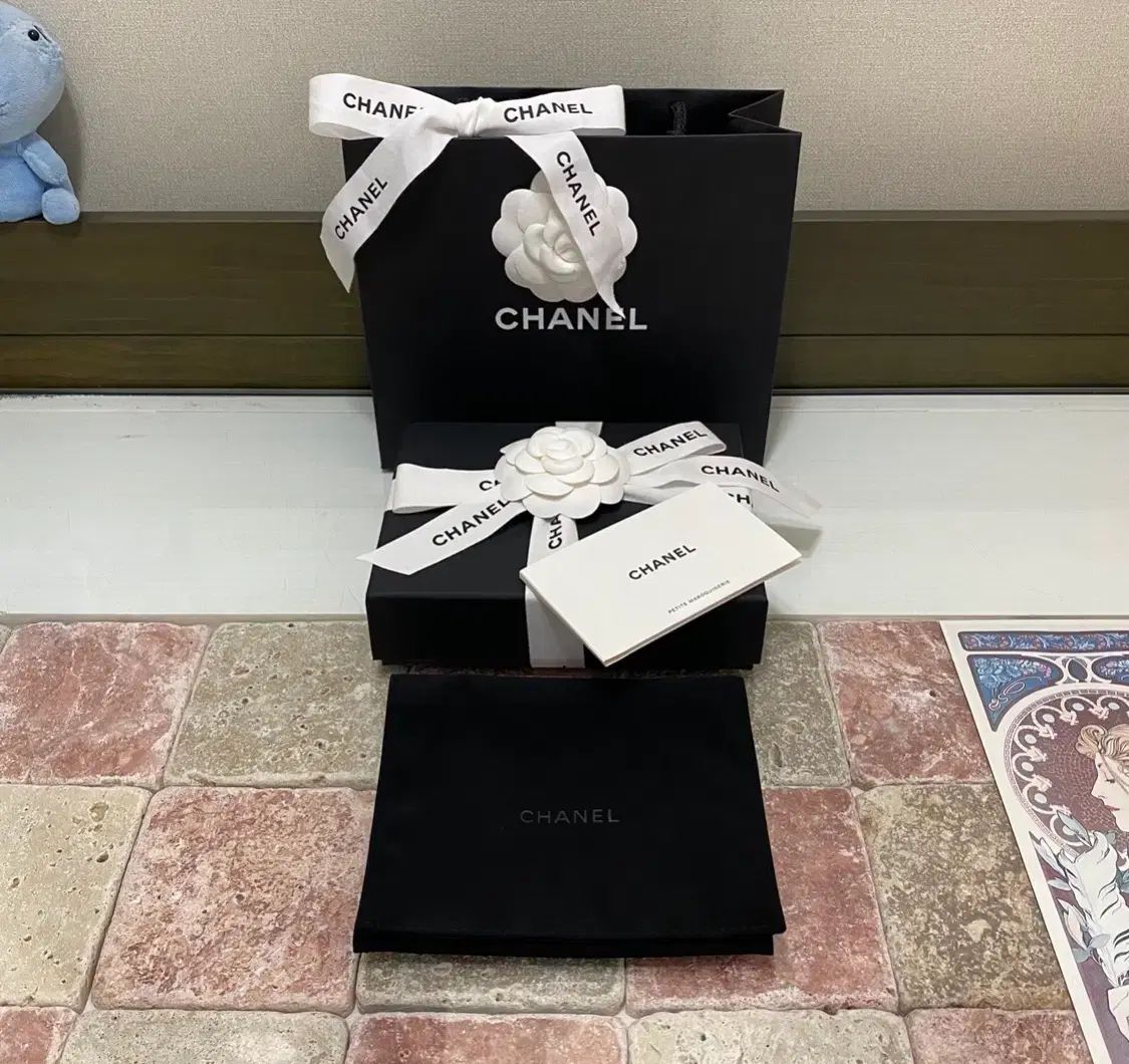シャネル 財布 ボックス(17 5x13 5x4 5)+ダスト+BOOKLET+リボン+カメリア+お買い物バッグ