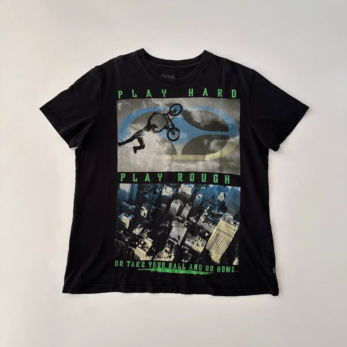 ノフィア no fear グラフィック 半袖 Tシャツ