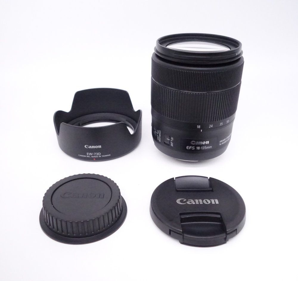 【極上品】Canon キヤノン EF-S18-135mm F3.5-5.6 IS USM APS-C対応 [W2606001A]