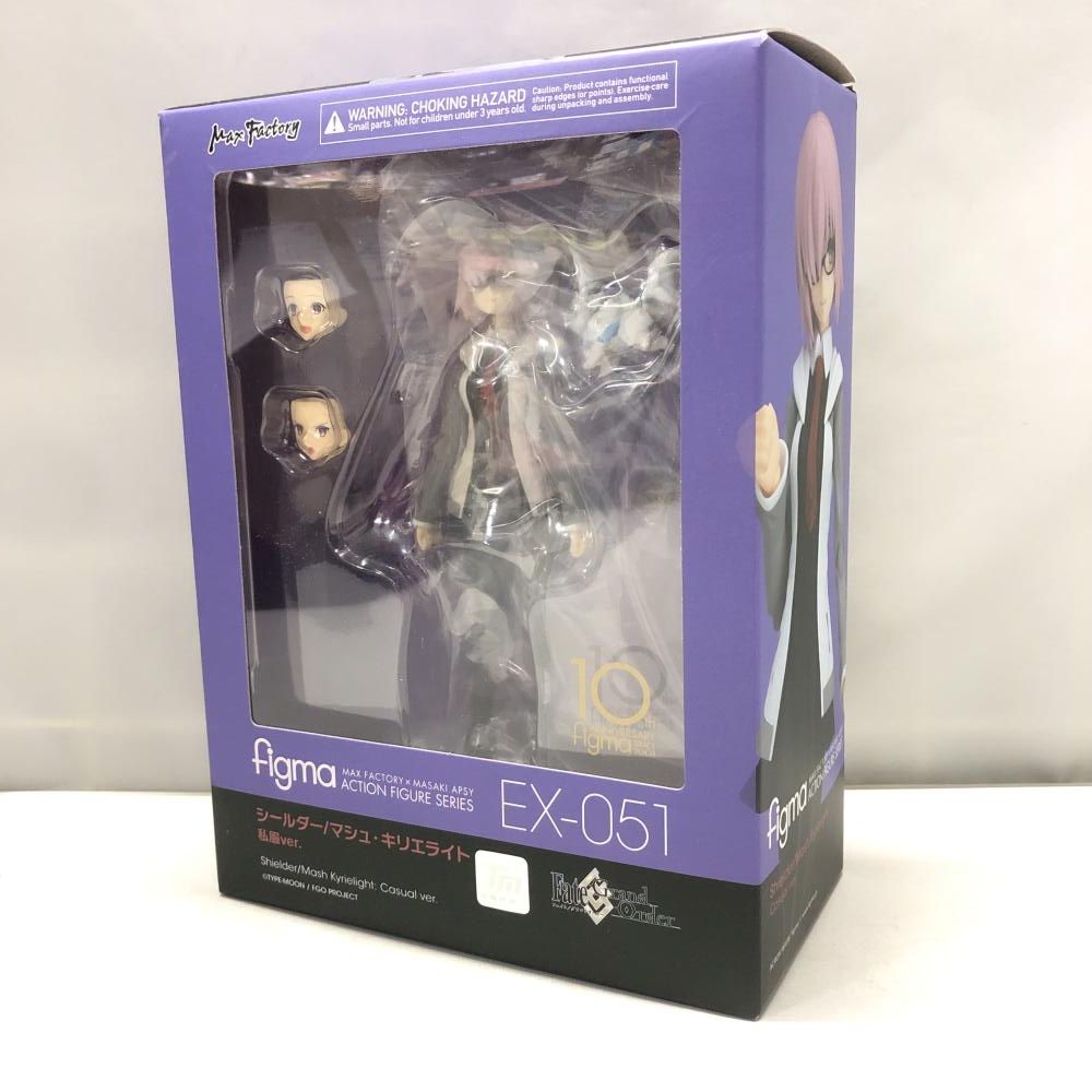 【美品・未使用品】figma シールダー/マシュ•キリエライト 私服ver. 中古】マックスファクトリー figma シールダー/マシュ・キリエライト