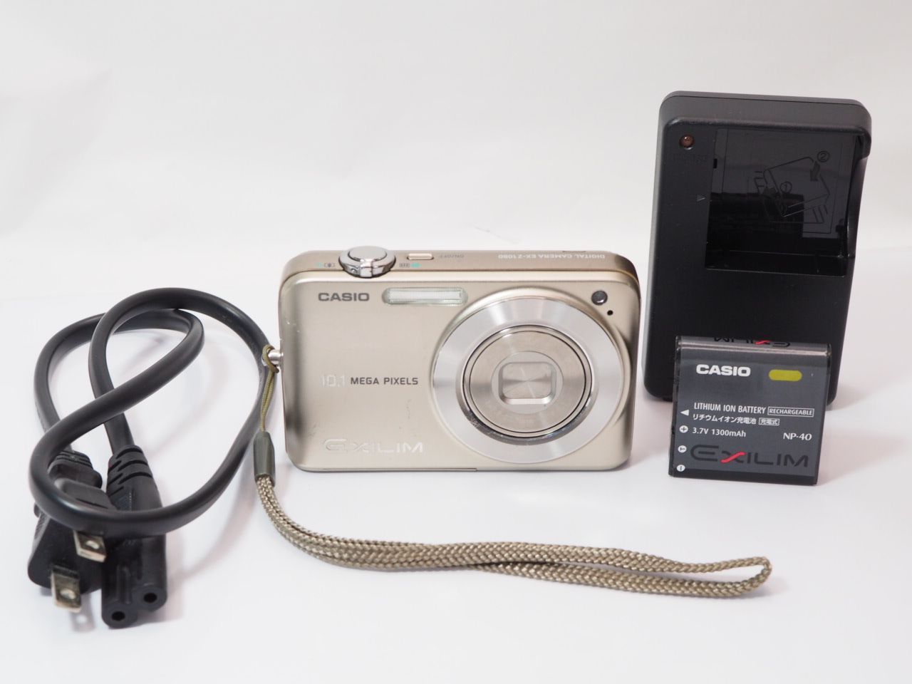 送料無料 Casio EXILIM Z1080 充電器付き コンパクト デジタルカメラ