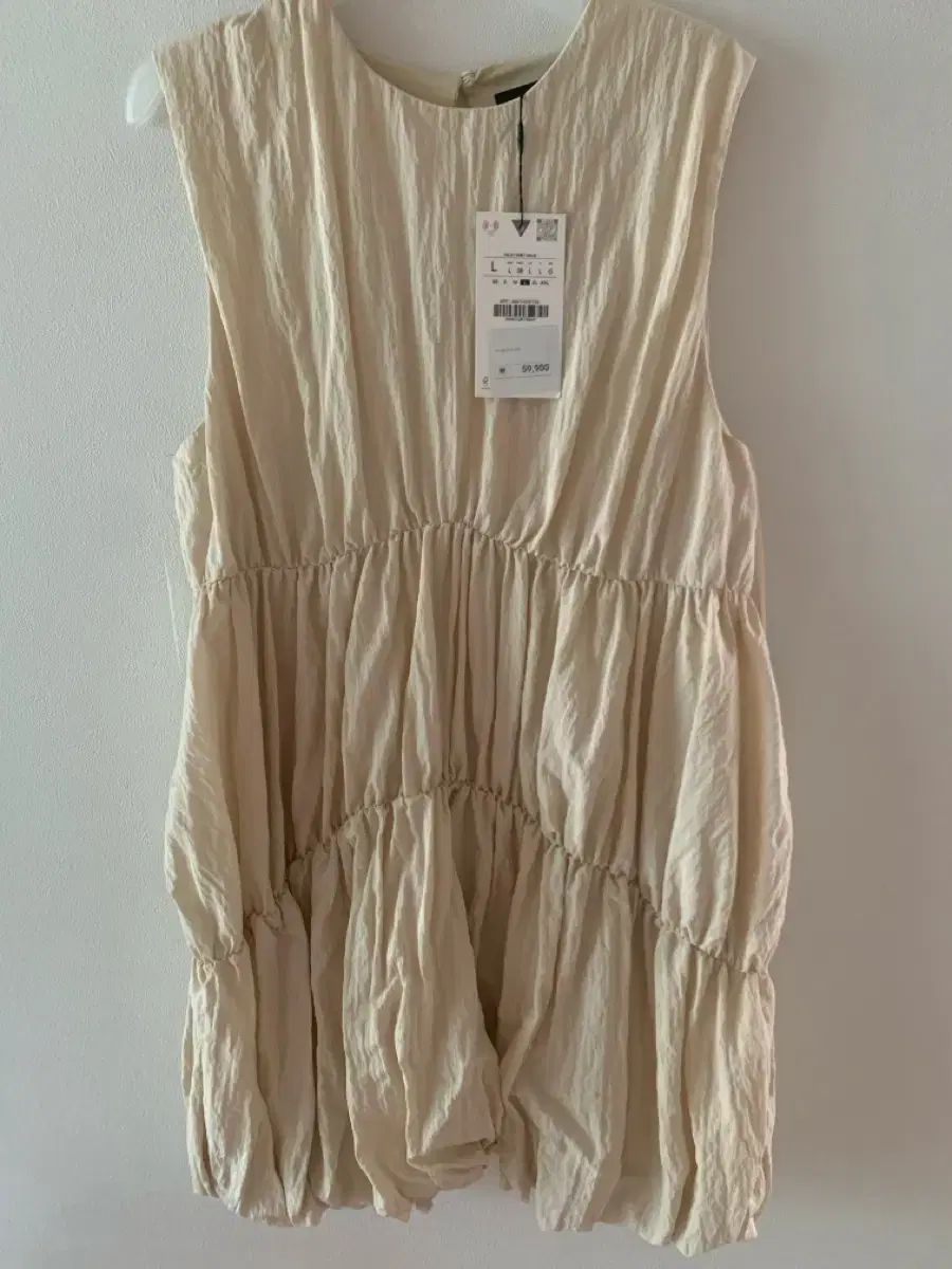 新品 ZARA ザラ ONE PIECE