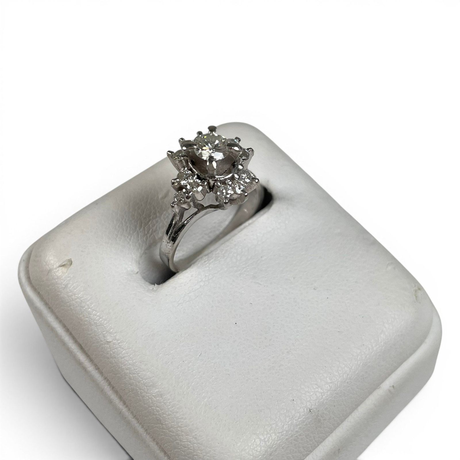 Pt900 ダイヤリング ダイヤ0.33ct 0.34ct 約8号 総重量約4.3g