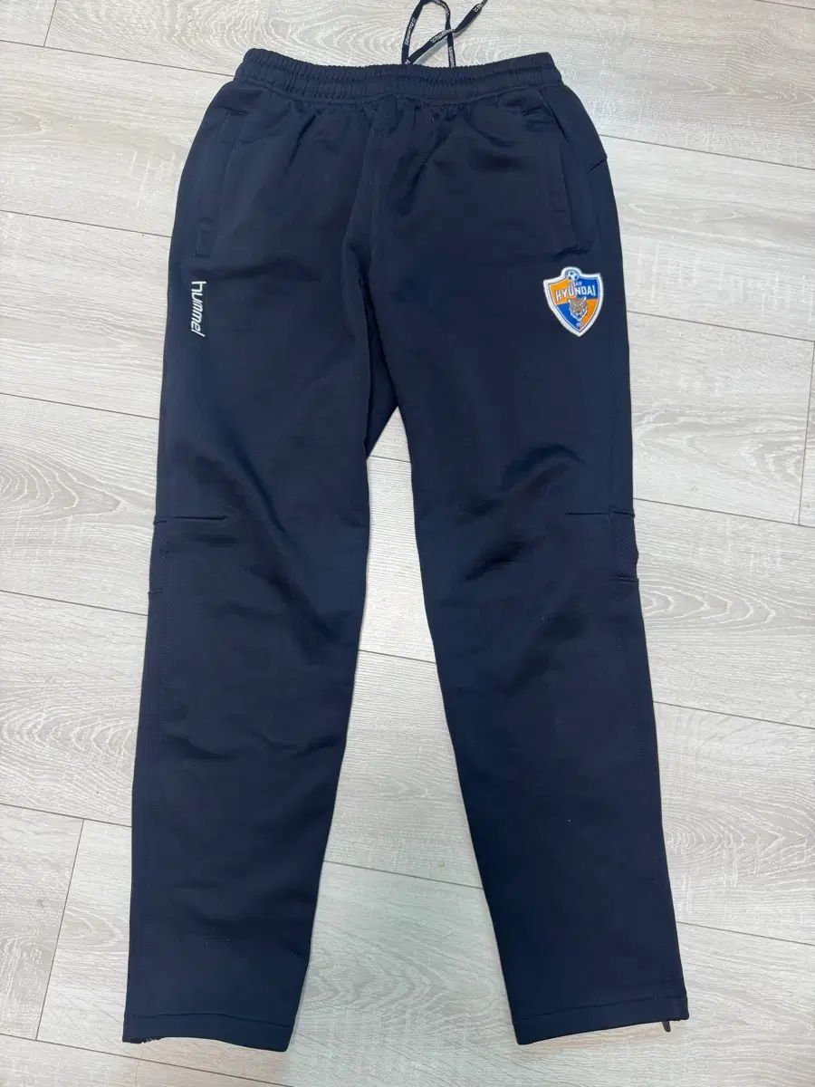 蔚山現代（ウルサンゲンダイ）FC hummel（ヒュンメル）トレーナー