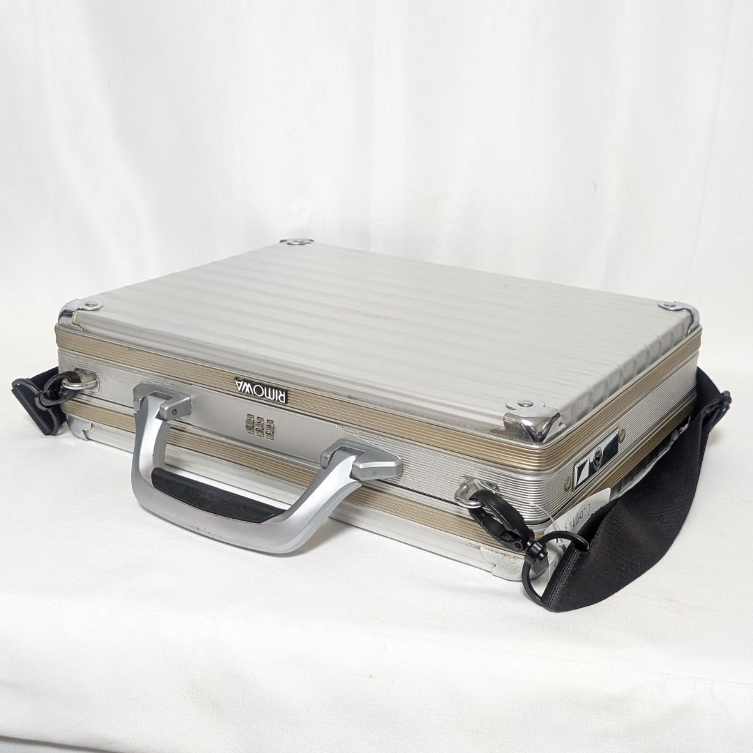 美品】RIMOWA アタッシュケース ショルダーバッグ 2wayシルバー RIMOWA