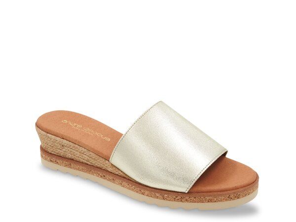 アンドレア アース レディース シューズ サンダル Andre Assous Nessie Wedge Sandal Gold Metallic ゴールド