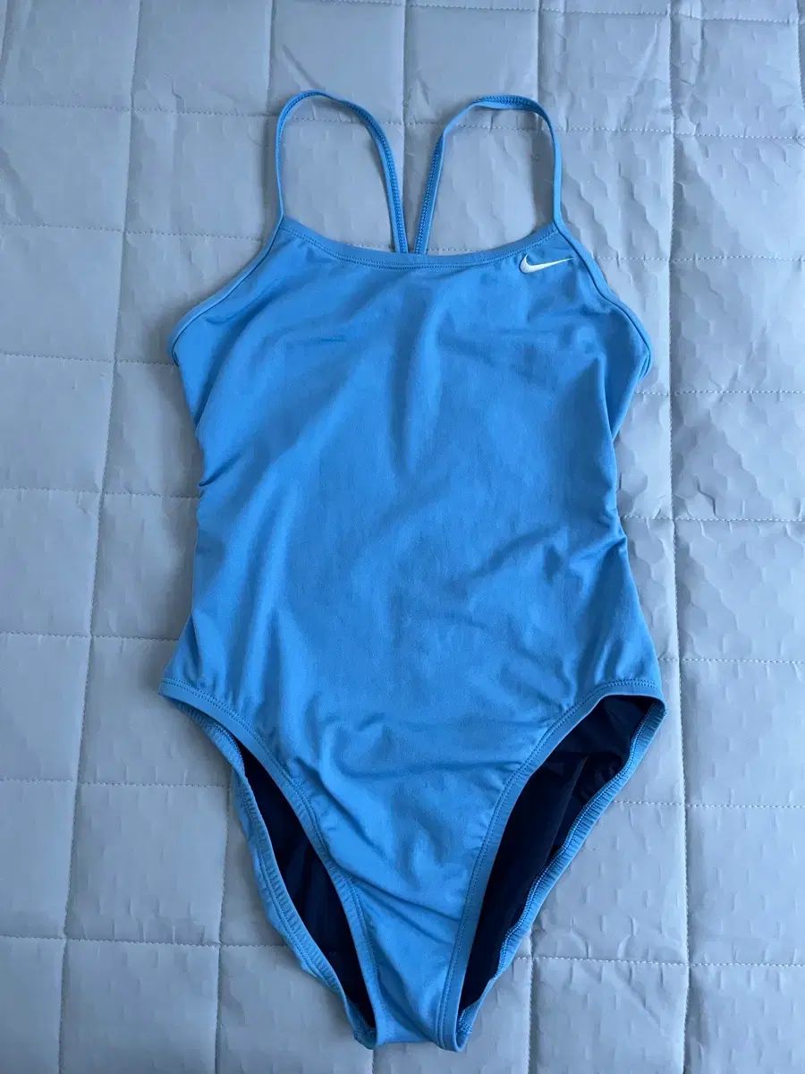 ナイキSwim カットアウト 32 ユニバーシティブルー