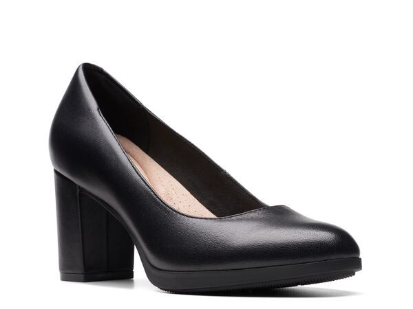 クラークス レディース シューズ パンプス Clarks Bayla Skip Pump Black Leather ブラック