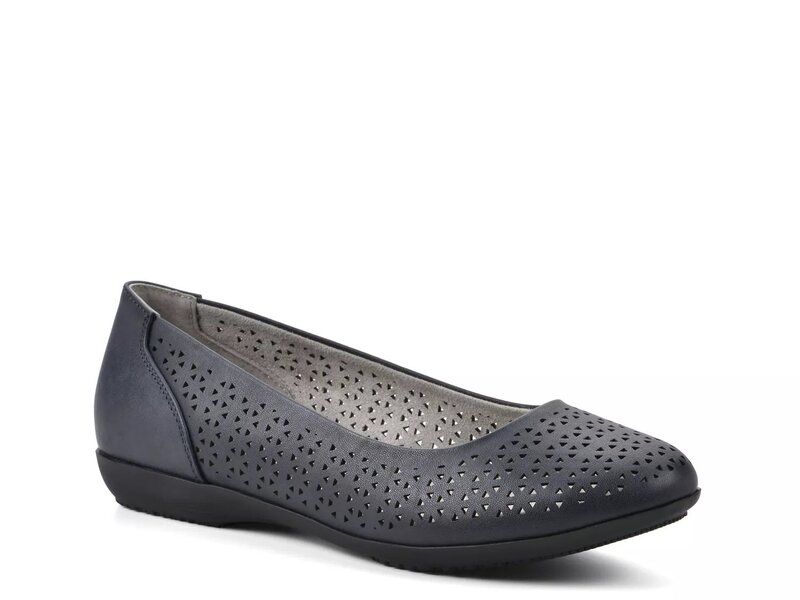 クリフバイホワイトマウンテン レディース シューズ パンプス Cliffs by White Mountain Cindy Flat Blue ブルー