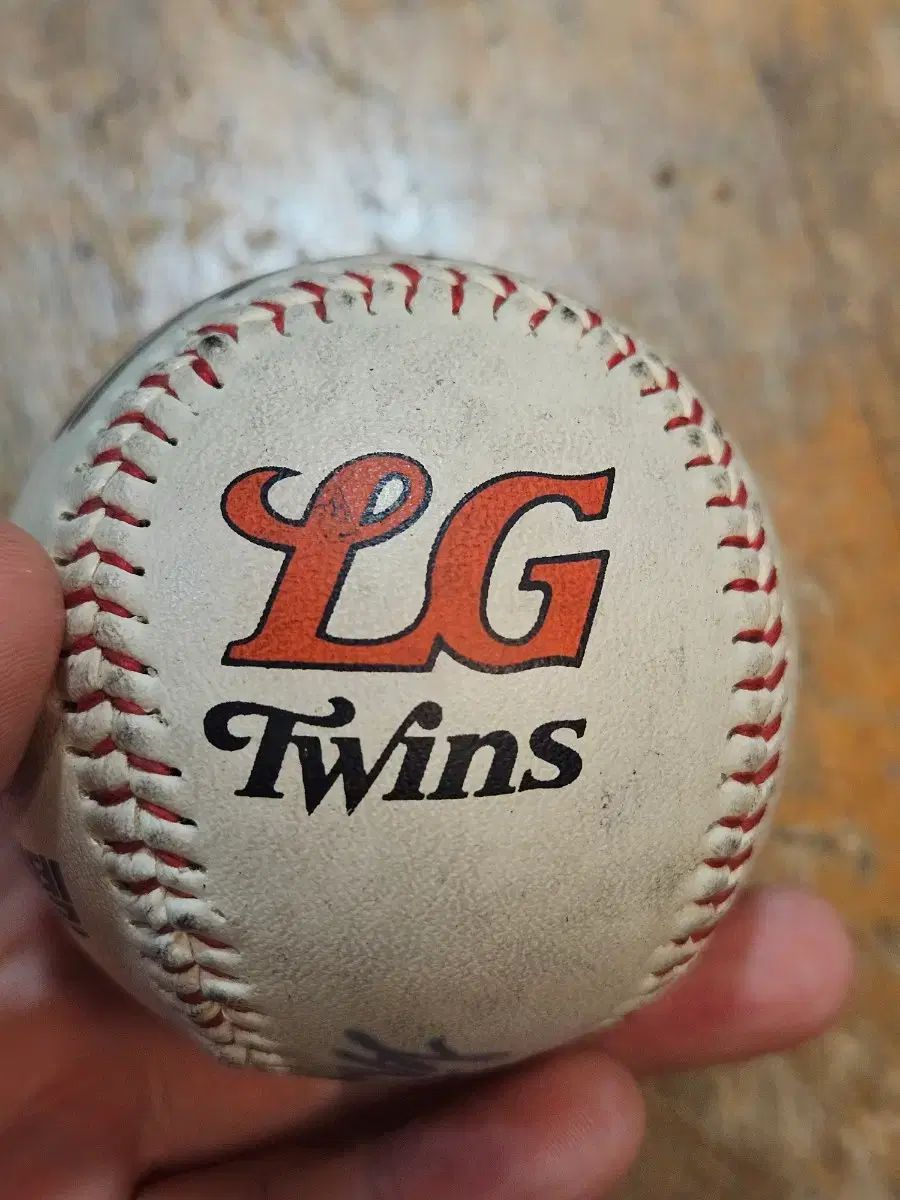 記念グッズLGサインボール 1995年 추정 キム・ジェヒョン 7番 虎杖 悠