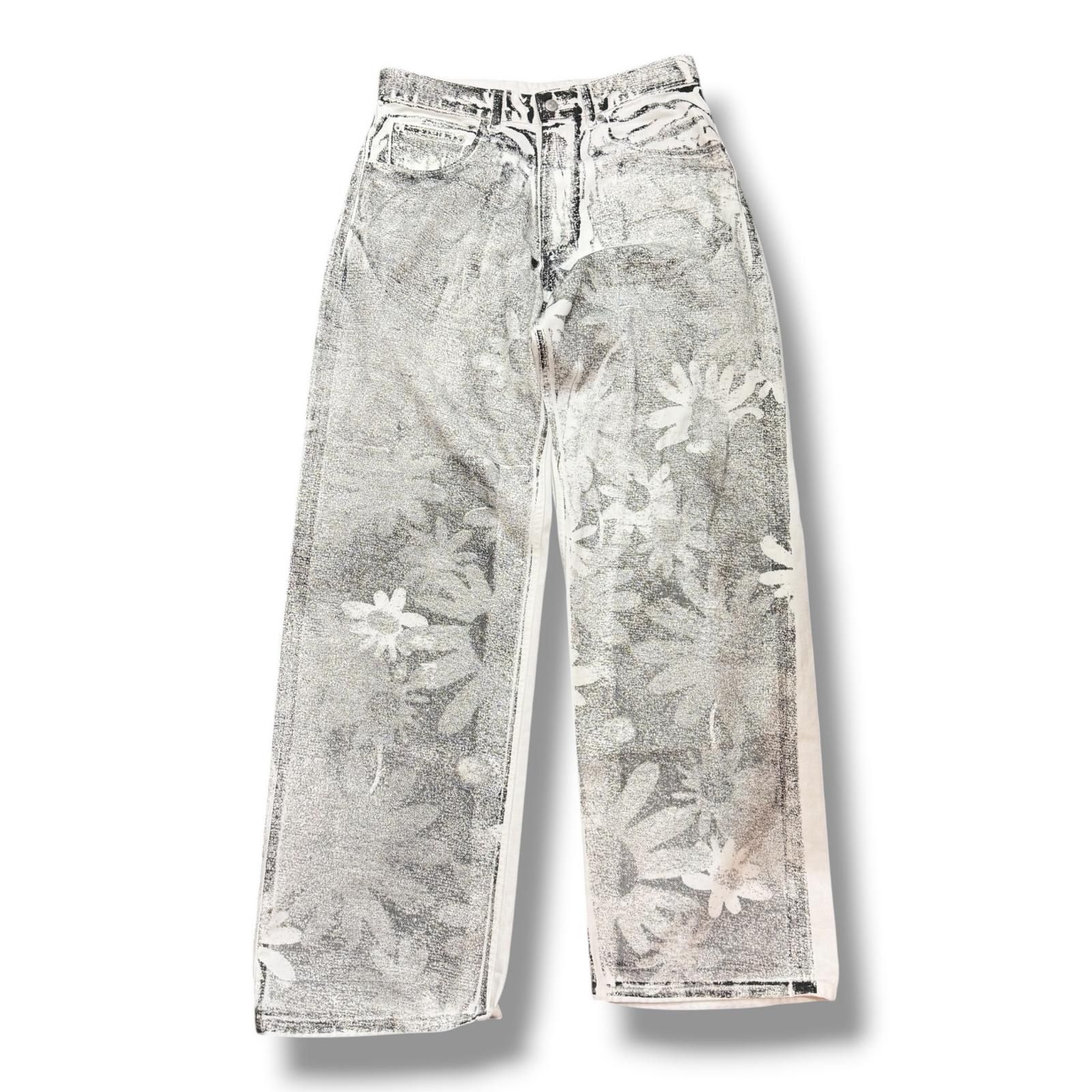 MM6 PANTS 5 POCKETS 5ポケットデニムパンツ ペイント加工 エムエムシックス S62LB0154 ホワイト 30 （19927M） MM6 PANTS 5 POCKETS 5ポケットデニムパンツ ペイント加工 エムエム