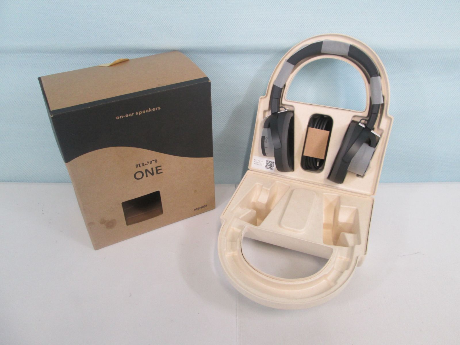 大清水46-01-0715】中古 nwm ONE MBH001KA ワイヤレスヘッドホン