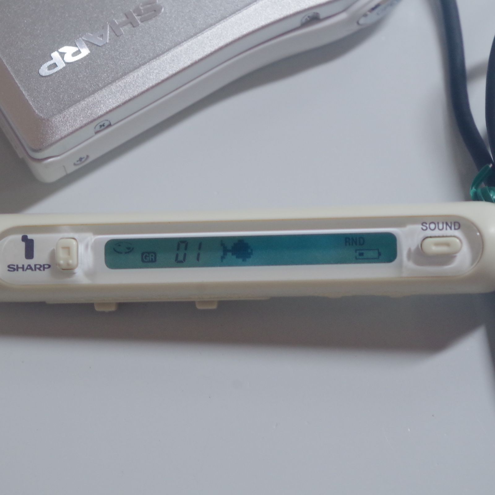 A7441 SHARP ポータブルMDプレーヤー MD-DS33-S - メルカリ