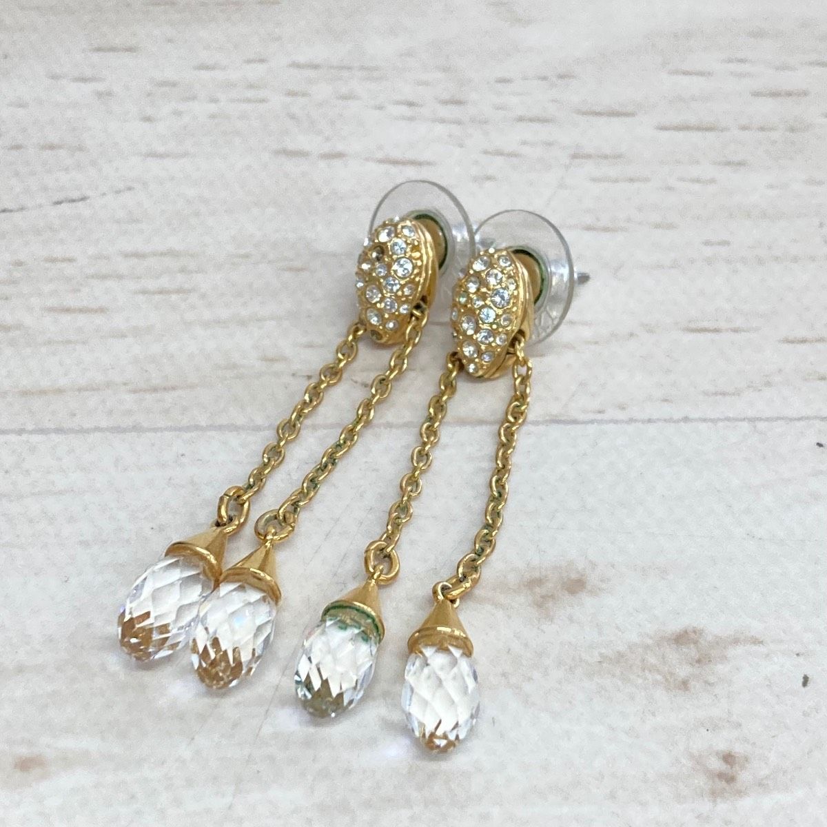 SWAROVSKI/スワロフスキー ピアス ゴールド/クリスタル スウィング