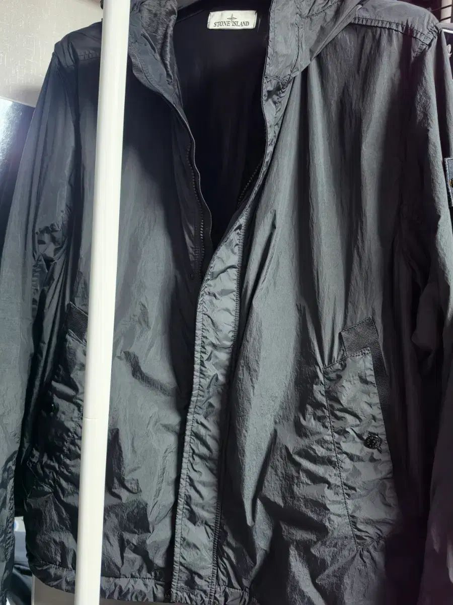 ストーンアイランド クリンクルレップス フードジャケット 25SS