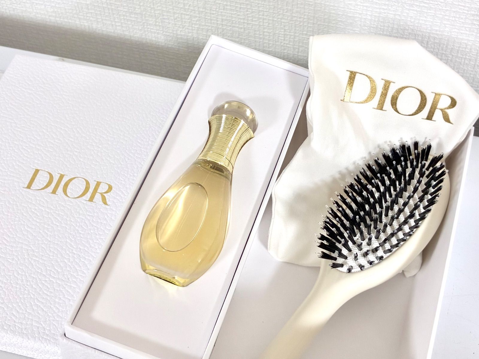 DIOR(ディオール)ノベルティ ジャドールヘアミスト40ml ・ヘアブラシ