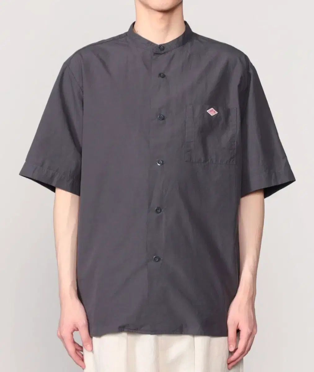 Danton メンズ コットン リネン 半袖 シャツ チャコール COLOR 42(105) サイズ