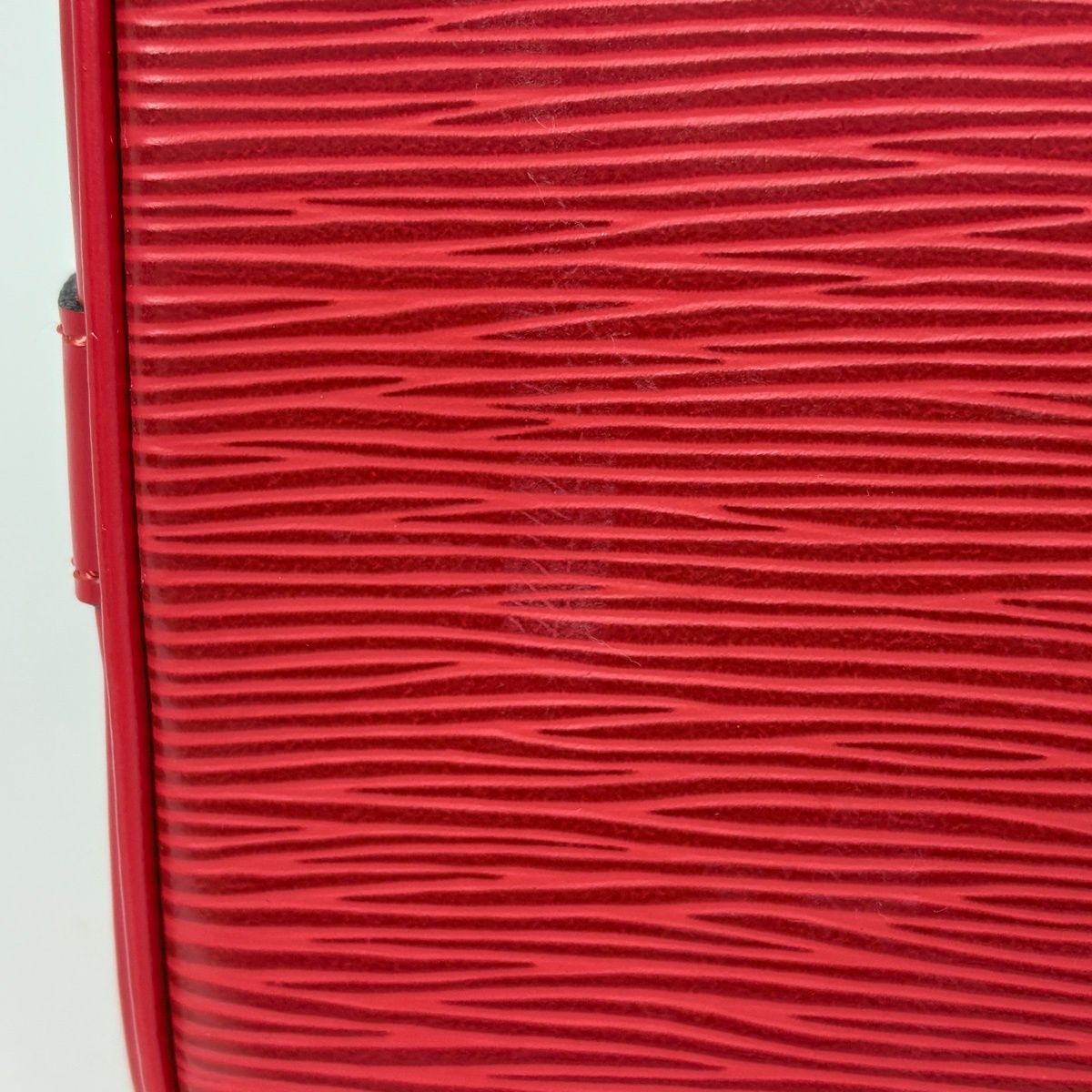 ルイ・ヴィトン Louis Vuitton アルマ ハンドバッグ エピ カスティリア