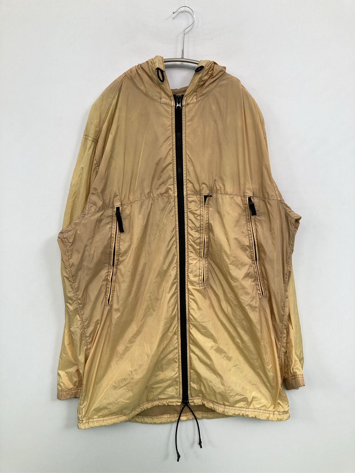 STONE ISLAND ストーンアイランド ナイロンジャケット L ベージュ 無地