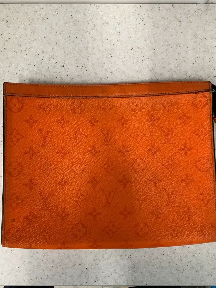 正規品 Louis Vuitton モノグラム オレンジ クラッチバッグ