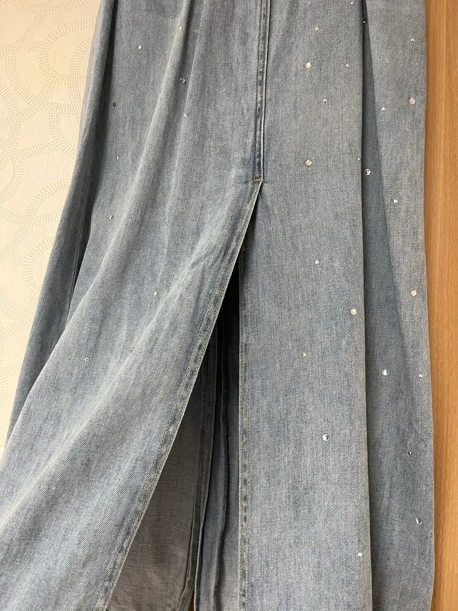オッズセカンド キュービック装飾 デニム スカート