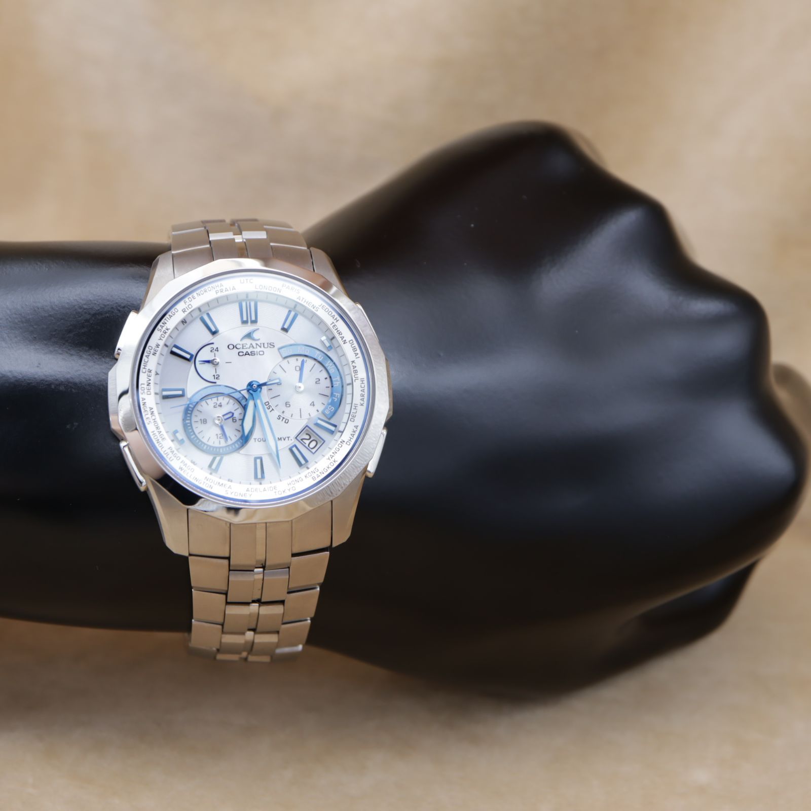 カシオ オシアナス マンタ 白蝶貝 OCW-S1400PW-7AJF CASIO OCEANUS
