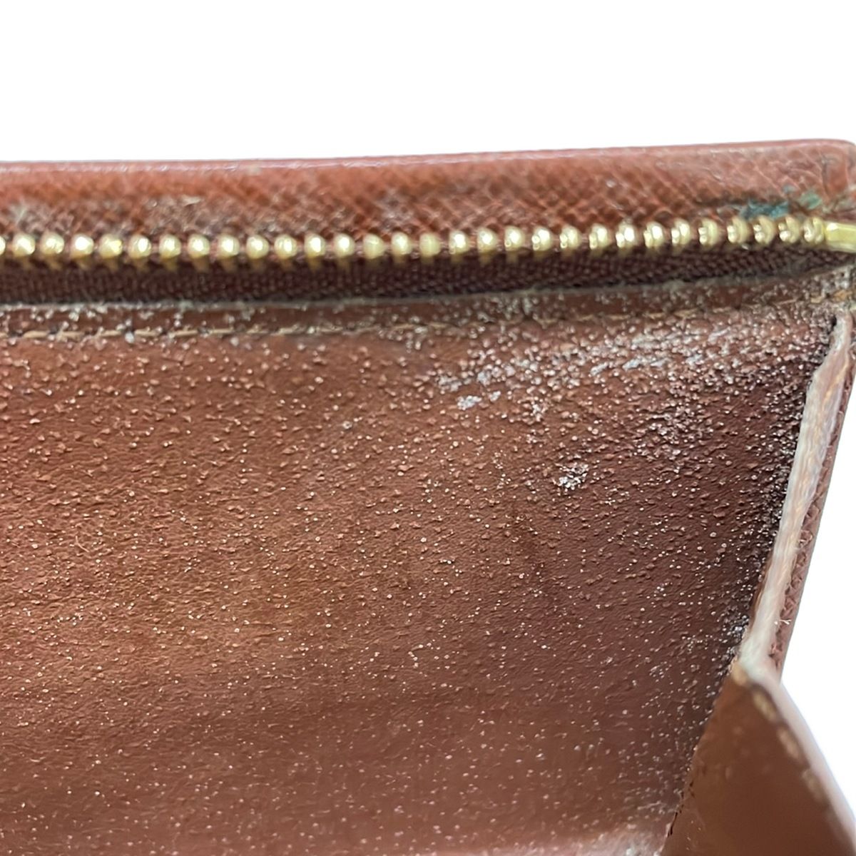 LOUIS VUITTON(ルイヴィトン) 2つ折り財布 モノグラム ポルト モネ