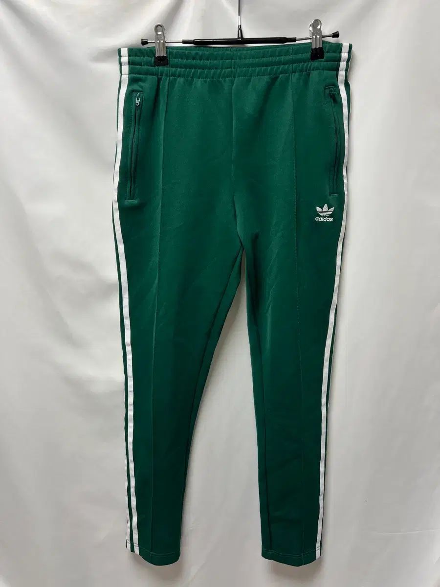 正規品/M adidas(アディダス) ヨーロッパ 緑グリーン セットアップ