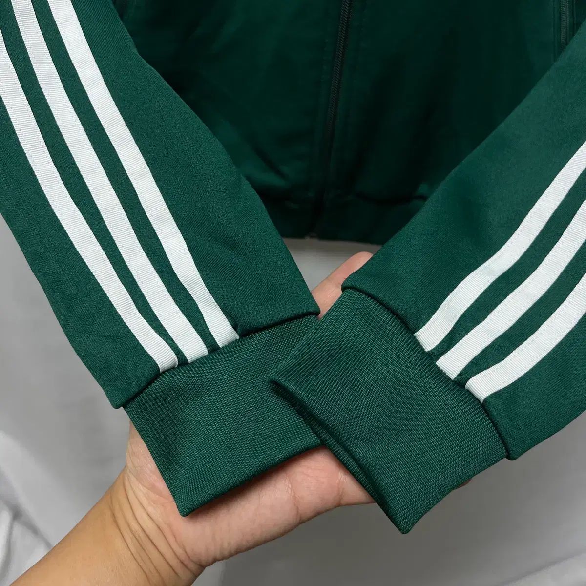 正規品/M adidas(アディダス) ヨーロッパ 緑グリーン セットアップ