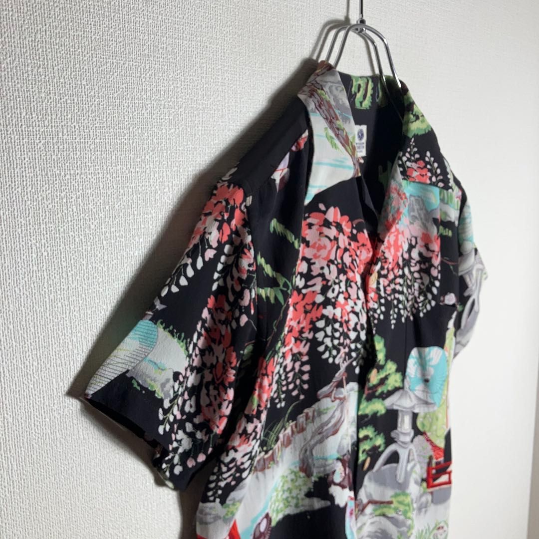 【極美品】SUNSURF アロハシャツ 半袖 芸者 桜 藤の花 畑商店 黒 XS 極美品】SUNSURF アロハシャツ 半袖 芸者 桜 藤の花 畑商店 黒 XS