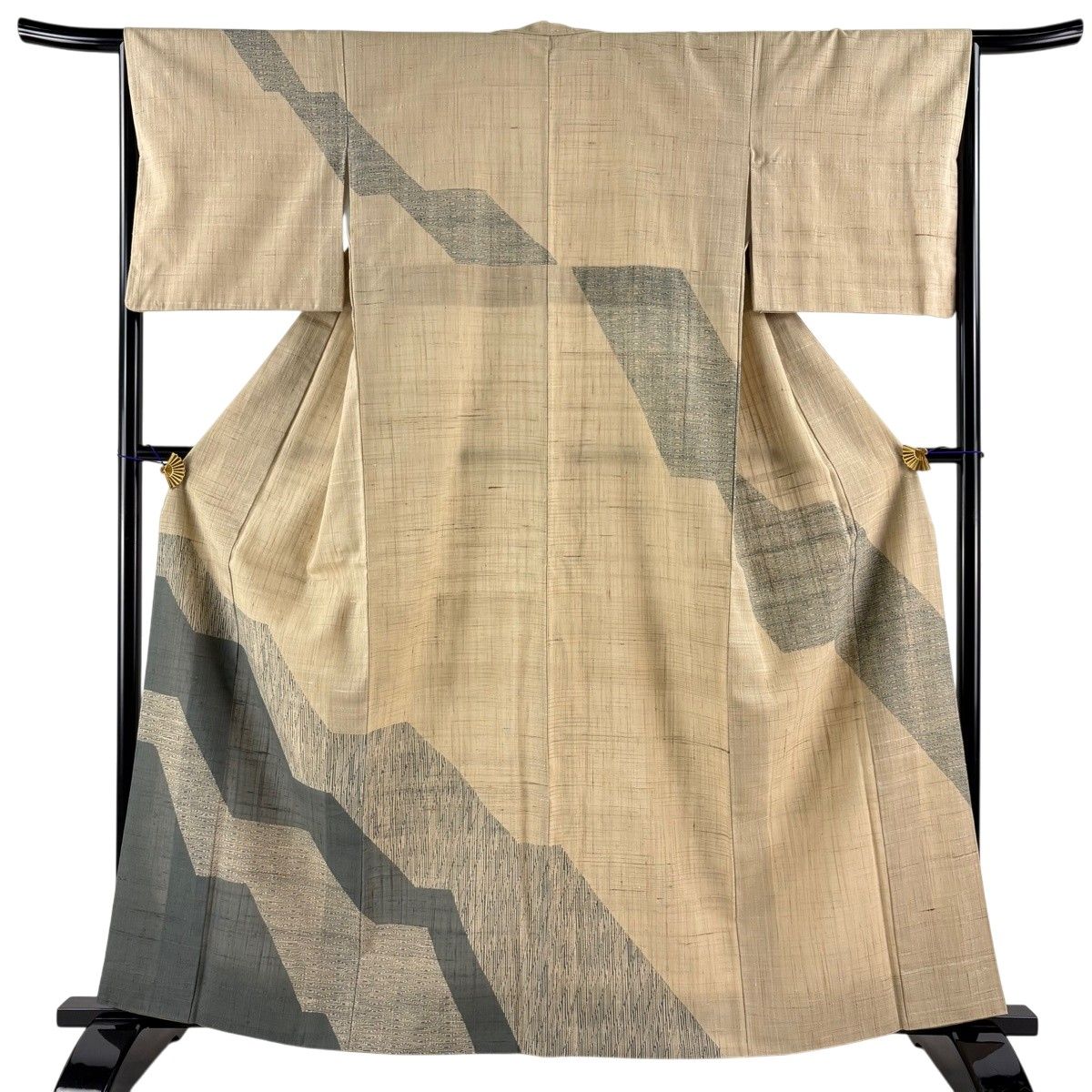 【美品】 訪問着 身丈162cm 裄丈65.5cm M 袷 紬地 やまと 幾何学 薄茶色 正絹 秀品 【中古】