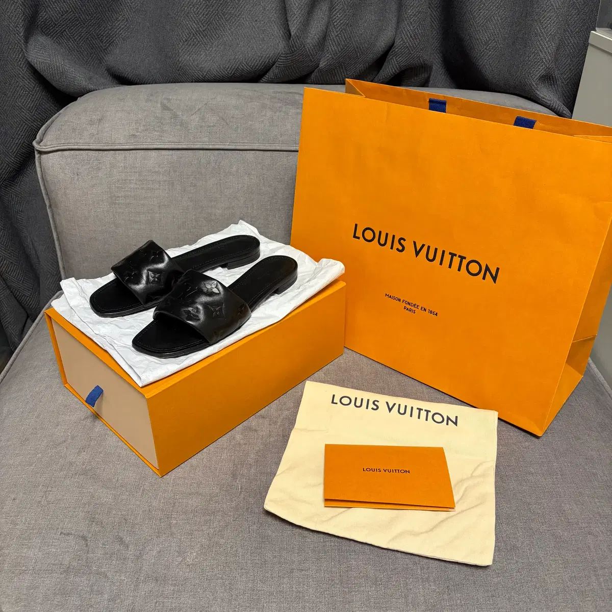 (正規品/フルセット) Louis Vuitton ルイヴィトン リバイバル フラット サンダル ミュール スリッパ ブラック モノグラム アンフラルージュ