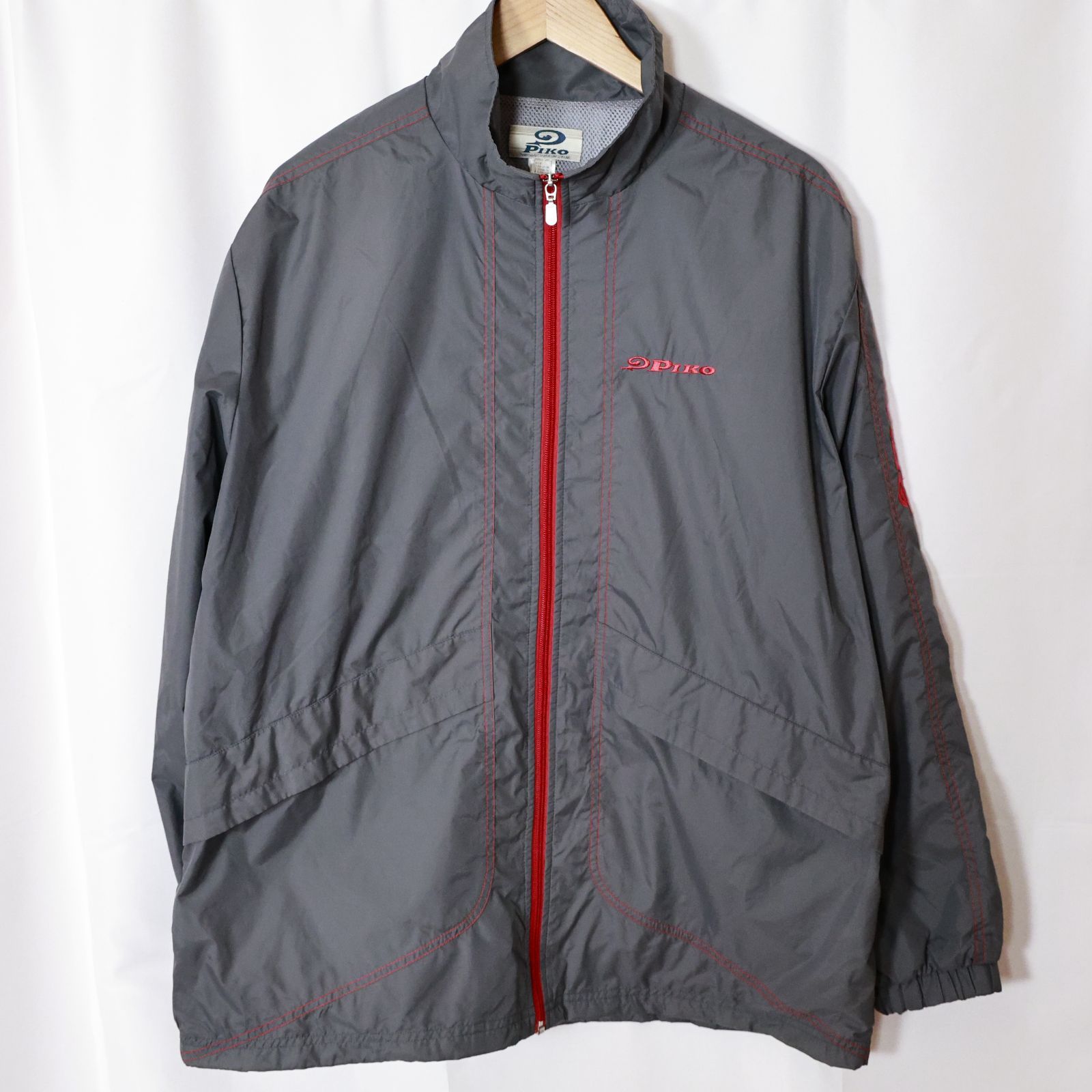 (^w^) b Piko PIKO Nylon Jacket Windbreaker 21117051 L Size Gray Charcoal Red Stitched Back Logo Embroidered Patches 90s 00s Y2K Surf Used Clothes Mens Womens Unisex OM13469WT