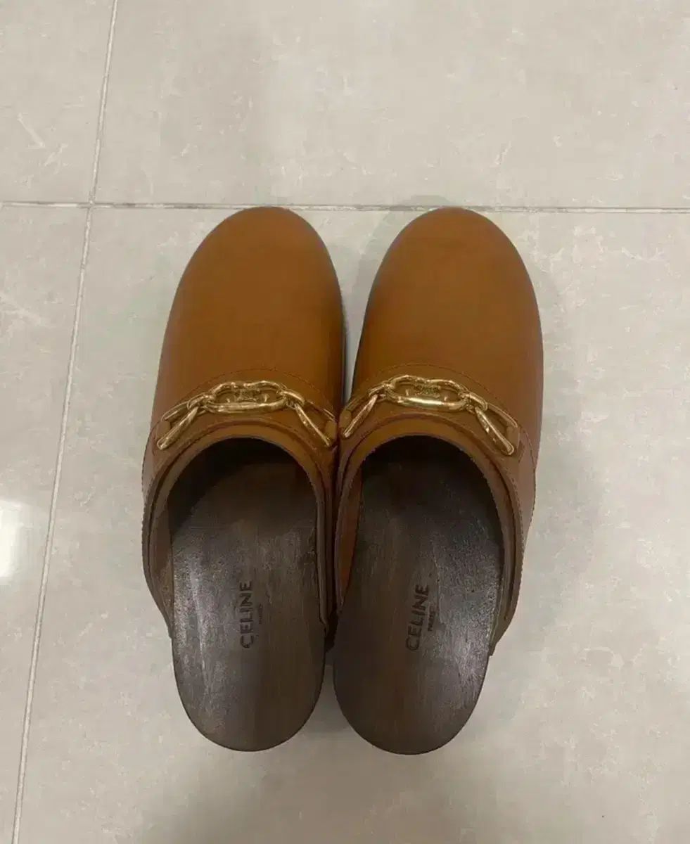 Celine セリーヌ クロッグ ミュール カーフスキン タン 37(EU240)