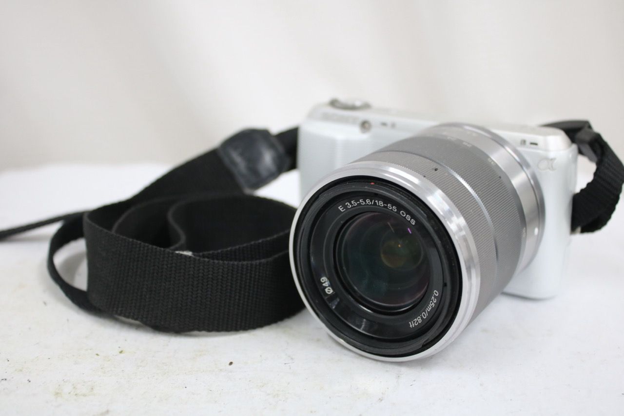 【返品保証】 【シャッター3476回】ソニー Sony α NEX-C3 ホワイト E 18-55mm F3.5-5.6 OSS ミラーレス一眼 e14706