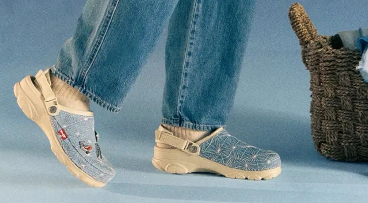 Crocs クロックス オール オール テレイン klogg クロッグ X LEVI'S リーバイス 本 ブルー 290 タグのみ 제거した商品