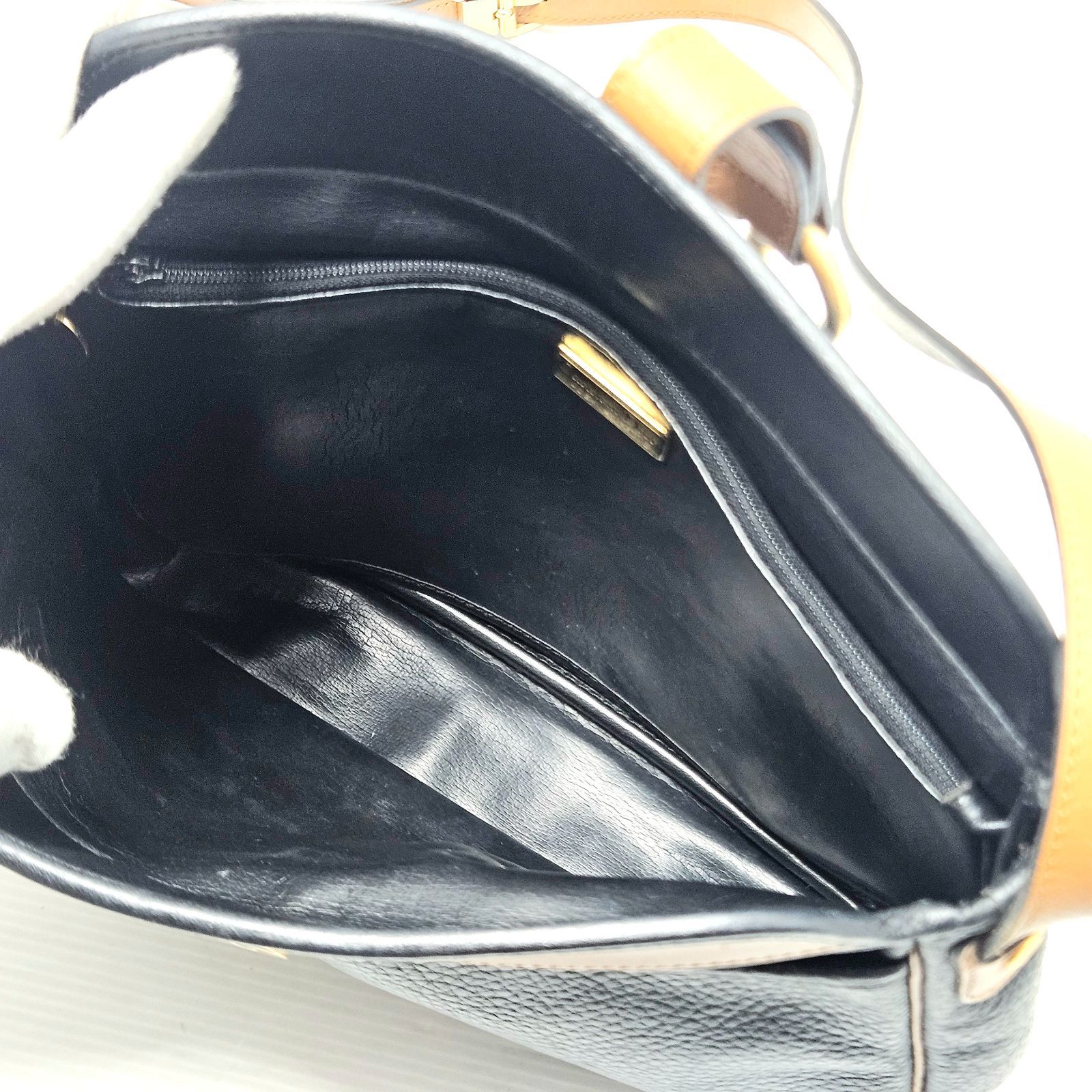 ヴィンテージ】 Christian Dior クリスチャンディオール CD金具 レザー