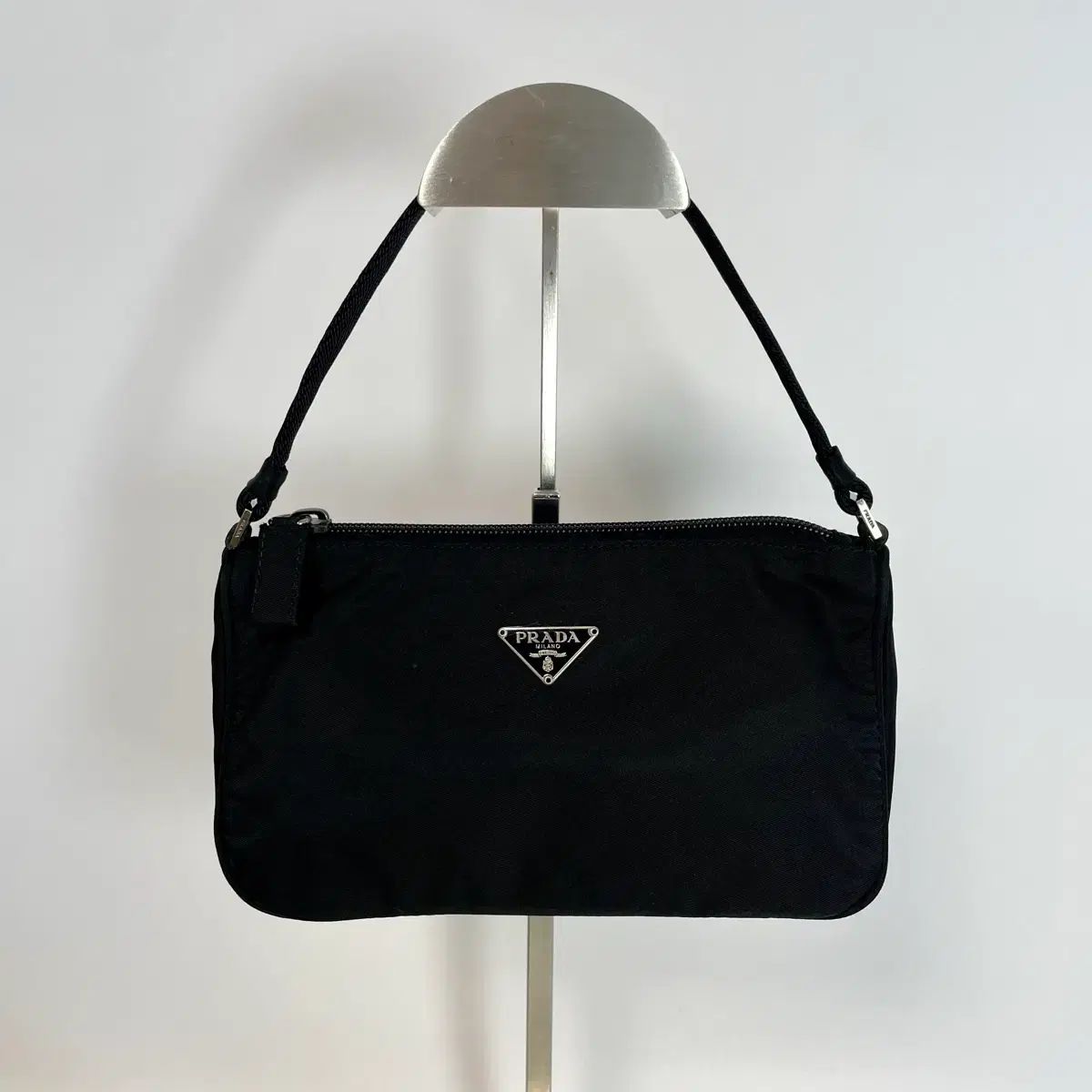 PRADA プラダ ナイロン ショルダーバッグ ブラック ミニ