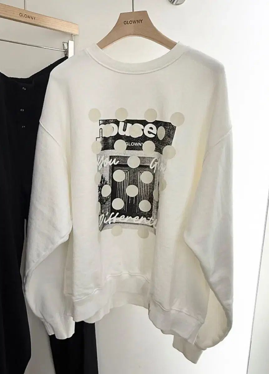 グロウニー HOUSE DOT SWEATSHIRT