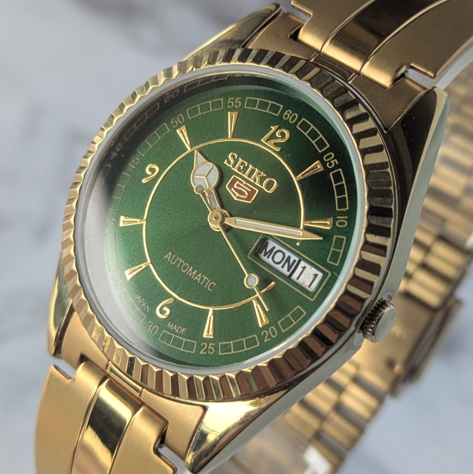 稼働品 SEIKO セイコー5 自動巻き 70s ヴィンテージ グリーン文字盤 
