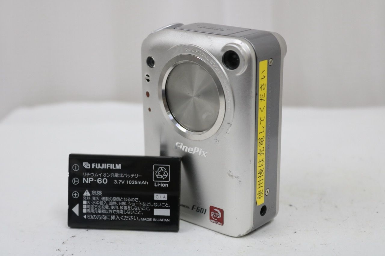 【返品保証】 フジフィルム Fujifilm FinePix F601 6.6x バッテリー付き コンパクトデジタルカメラ e15129
