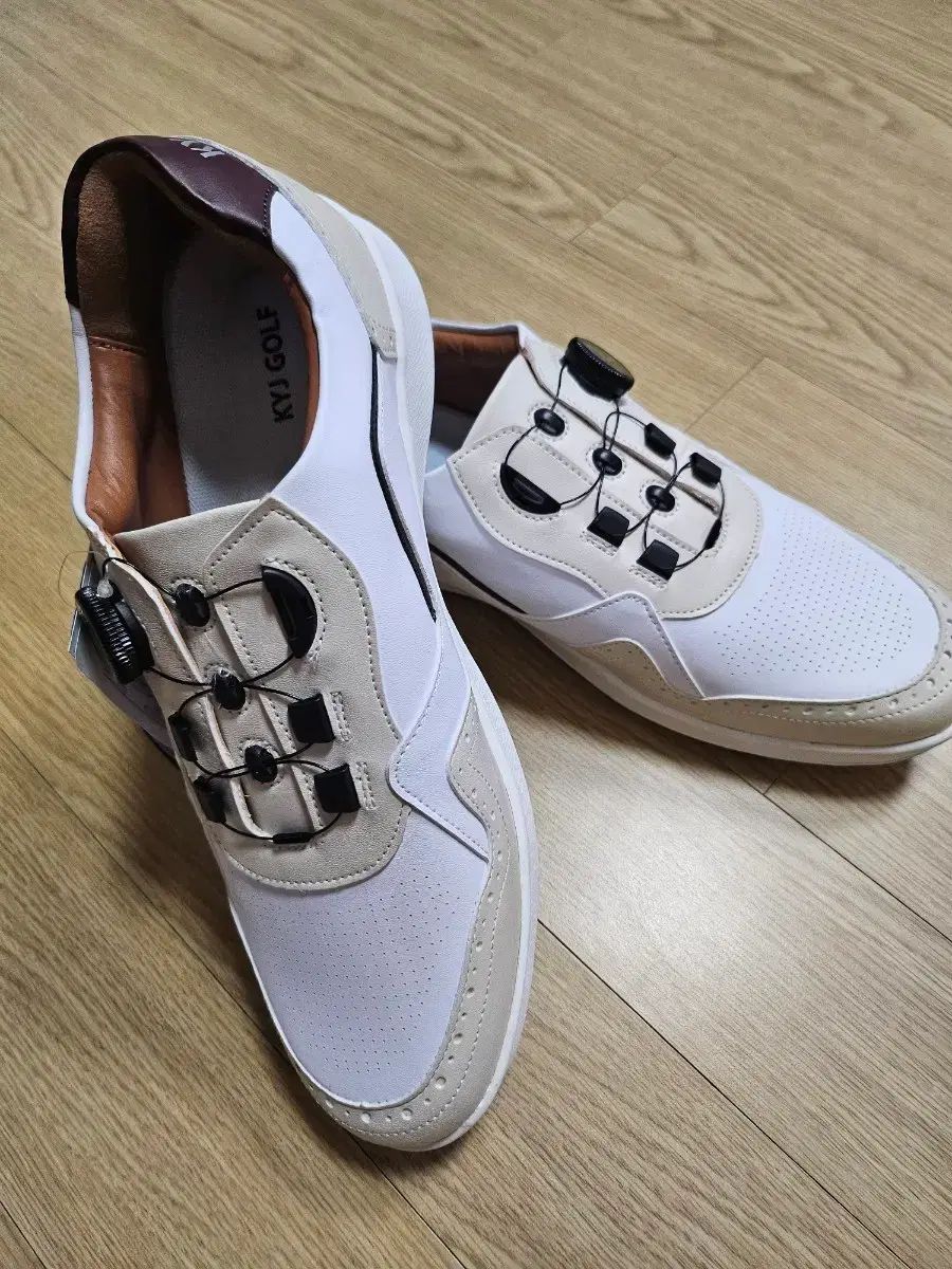 新商品 キム・ヨンジ ゴルフシューズ 7,320円